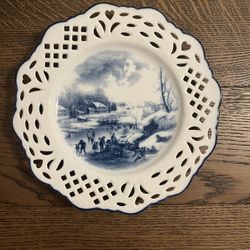 Vintage Cracker Barrel Blue And White Wall Plate 