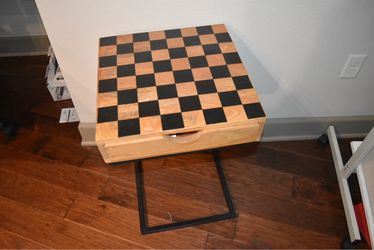 Checkers table