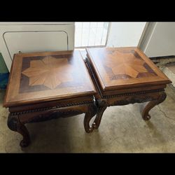 Living Room Tables 