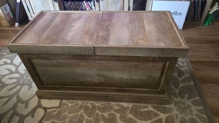 Ashwood Coffee Table w/ Storage