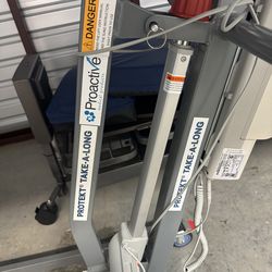 Hoyer Lift w/weight scale