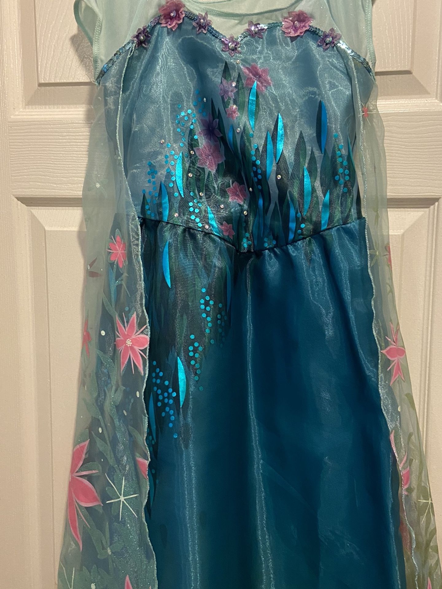 Disney Elsa Costume Size 9/10