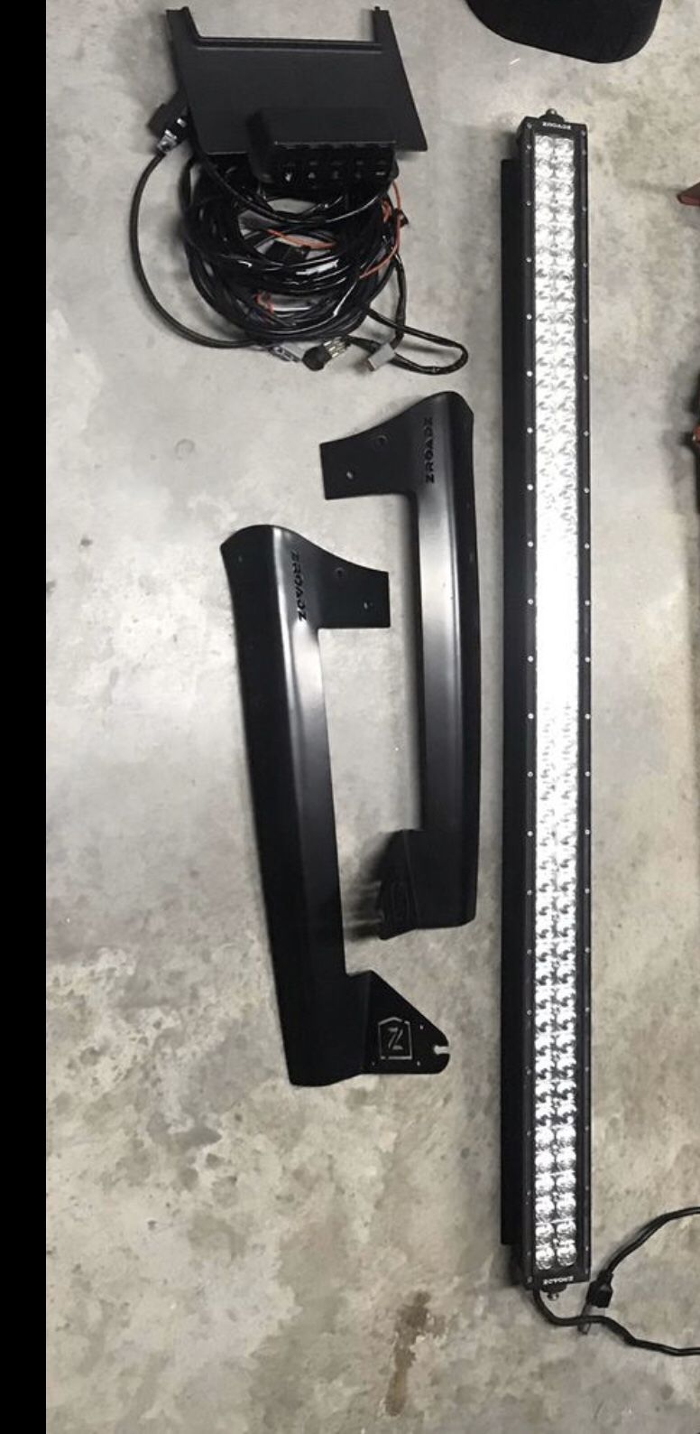 Jeep Wrangler ZRoadz 50-Inch LED Light Bar with Roof Level Mounting Brackets, Etched Lower 5 Switch Panel Kit, Noise Cancelling Wind Diffuser