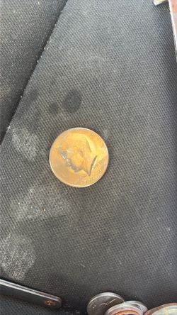 2 Eisenhower dollars bicentennial in 1977 toned