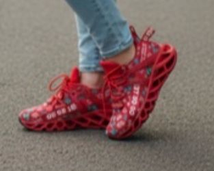 Tenis size 6