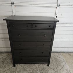 6-Drawer Dresser, Good Conditions 👍, Black Color, Measurement: Wide 43" × Deep 20" × Height 52"