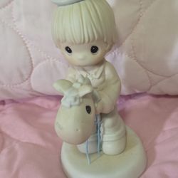 Precious Moments Figurine 1989 "Hope You're Up And On The Trail Again" 521205