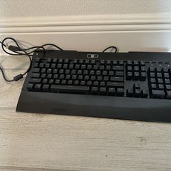 Skorpion Mechanically Gaming Keyboard