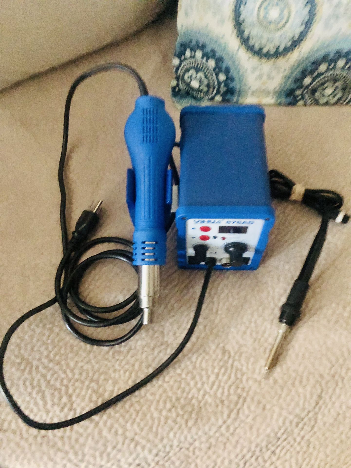 YIHUA 878AD Soldering Iron Two On One Rework Station 