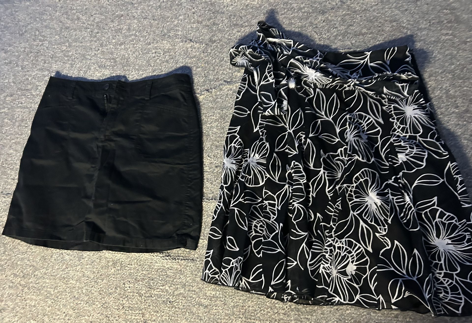 Skirts bundle size 10 black mini and black A line floral