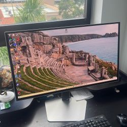 27” OLED 1440p LS27DG602 Gaming Monitor 