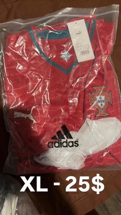 Portugal Soccer Jersey Mens Size L