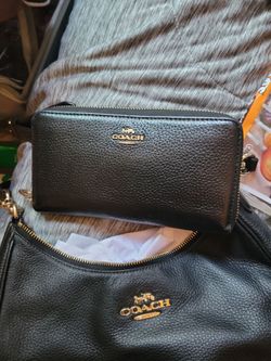 Coach medium size purse