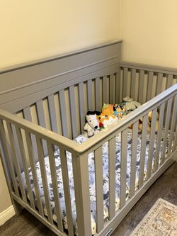 2 Delta Convertible Cribs