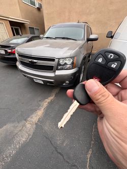 Car Keys/Fobs/Llaves De Autos