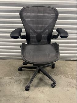 Herman Miller Aeron Remastered B Office Chair