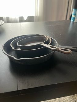 Cast iron skillet set of 3