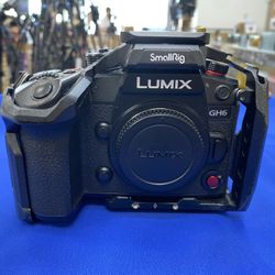 Panasonic Lumix DC-GH6 Mirrorless MFT
