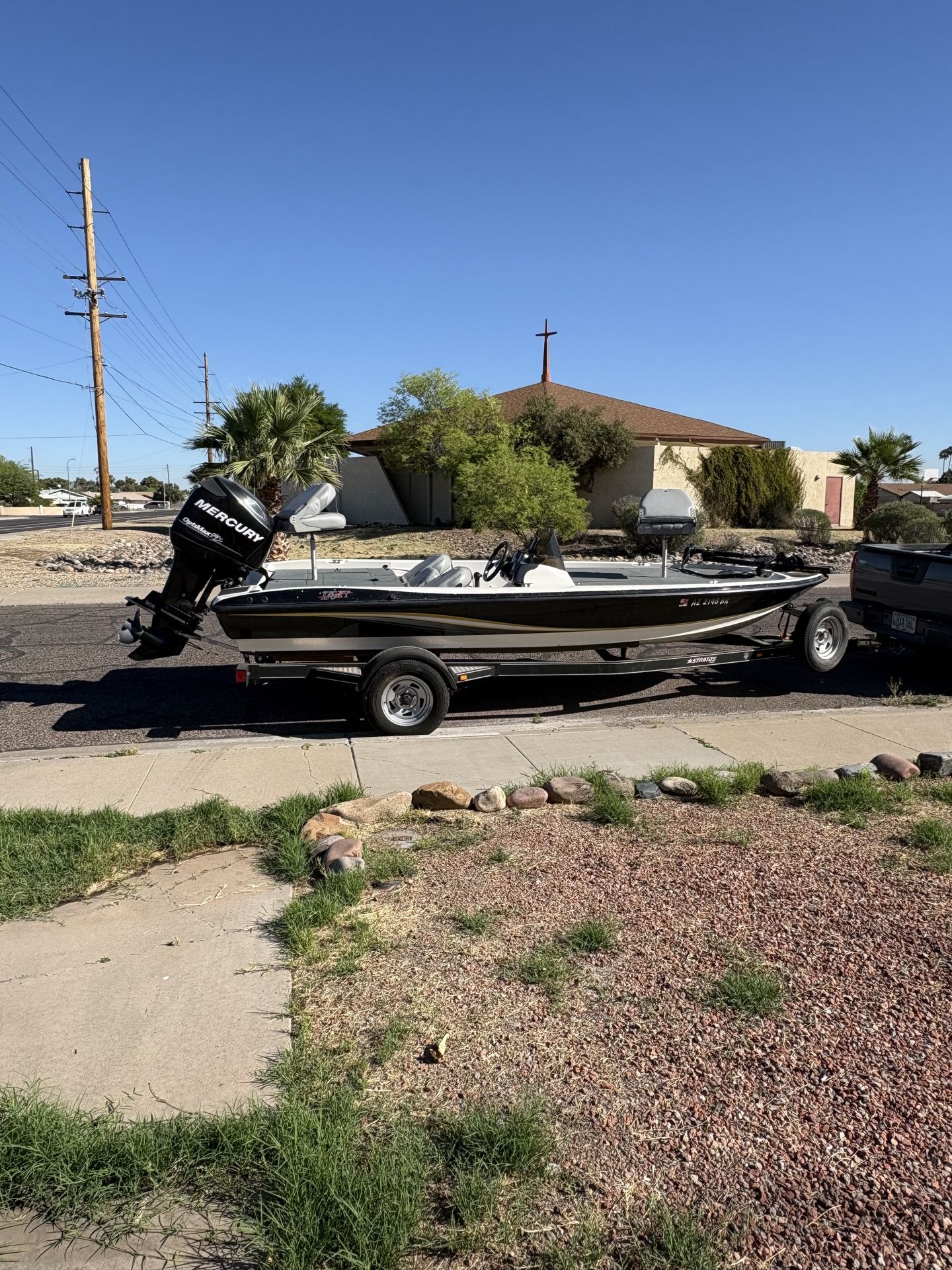 2009 Stratus Bass boat