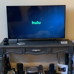 Console Table/Entertainment Console