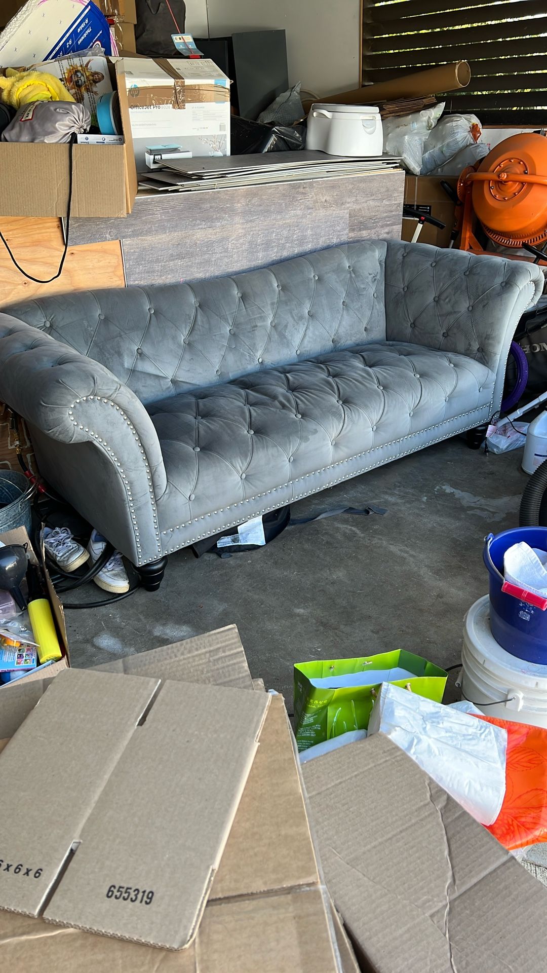 Free Sofa Couch