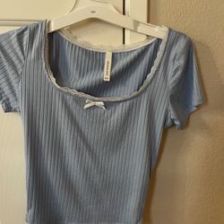 Women’s Light Blue Ribbed Lace Trim Baby Tee 