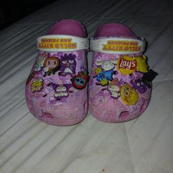 Hello Kitty Crocs