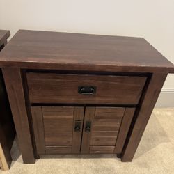 Wood nightstands 