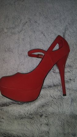 Women's Red Qupid Platform heels