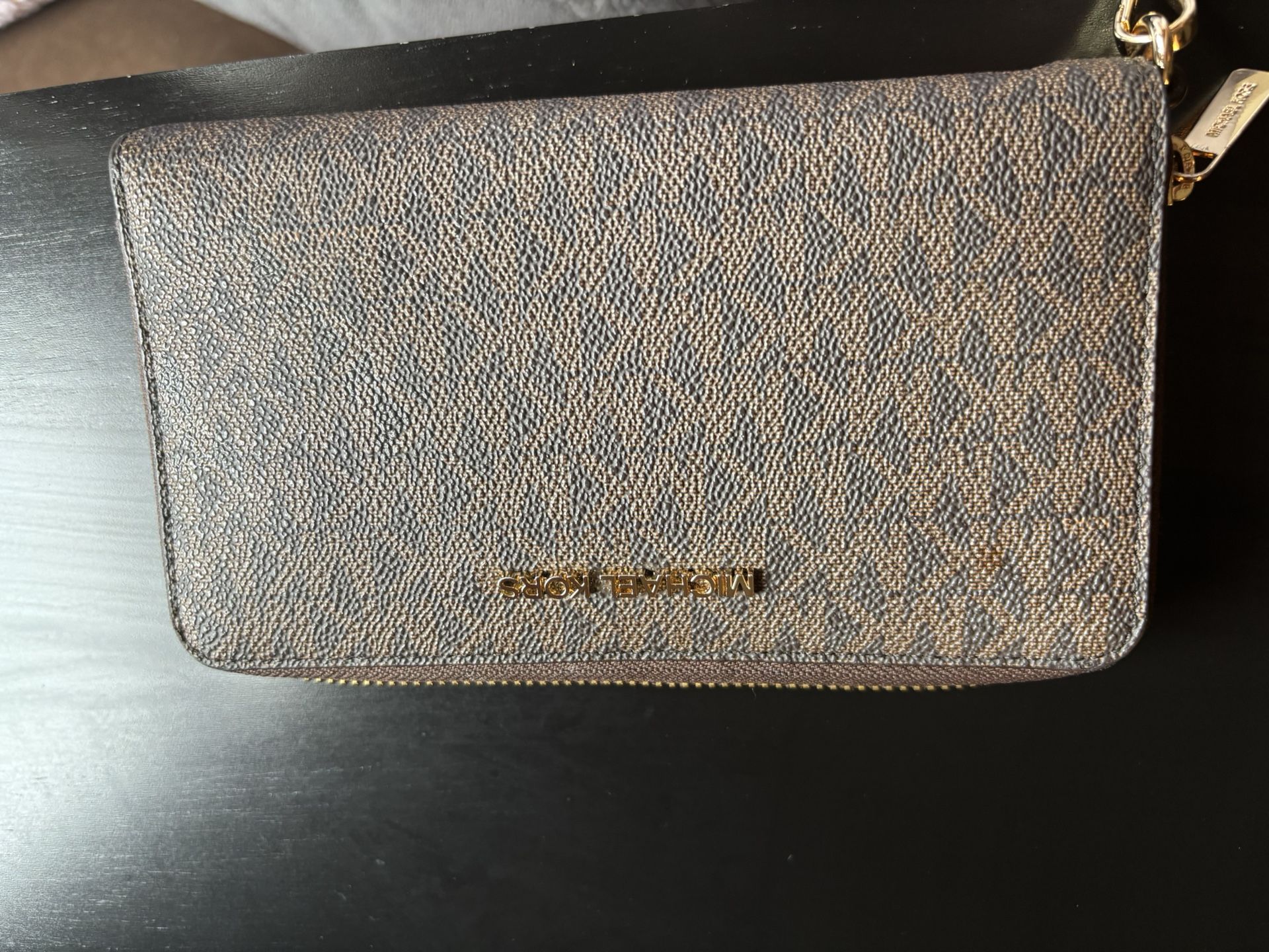 Micheal Kors Wallet