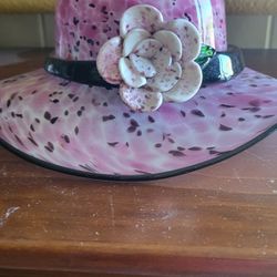 Pink Glass  Hat Perfect Condition 