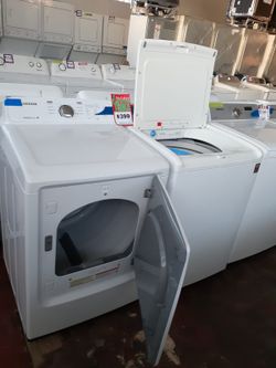 Samsung top load washer and dryer set working perfectly with 4 months warranty