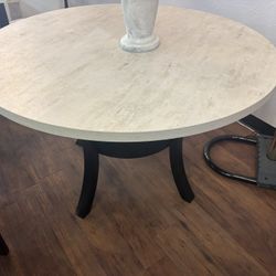 48” Round Table 