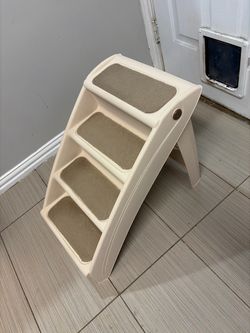 Lightweight Folding Pet Steps / Dog Stairs – $20