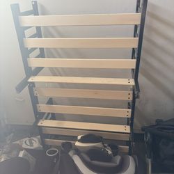 Toddler bed
