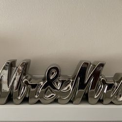 Household Decorations 