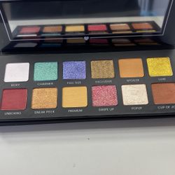 BoxCharm Eyeshadow Palette