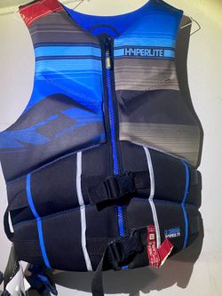 Men’s Hyperlite Logic Life Vest – Large – $45