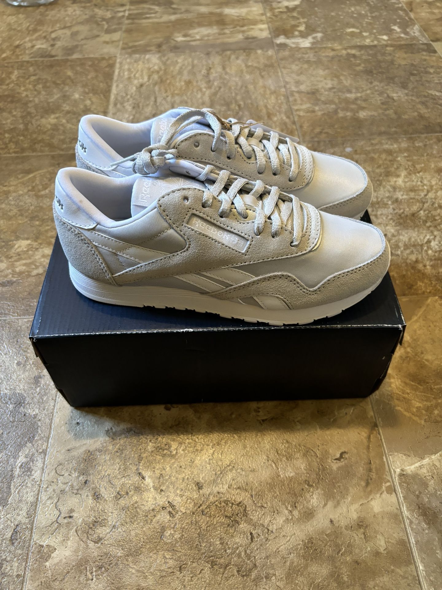 Reebok Classic Nylon White/Grey 10W