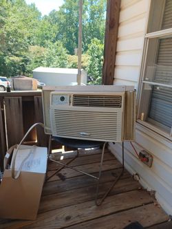 Window Unit Air Conditoner