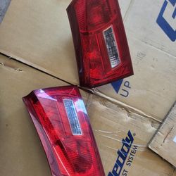 2007 IS250 Trunk Tail Light X2