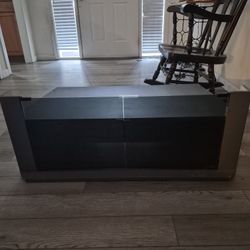 Hitachi television stand, model SP-43H