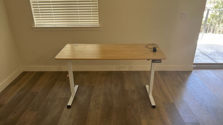 Sit stand work desk