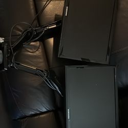 Samsung SyncMaster 204B 20.1" Monitors on Dual Stand - 1600x1200 Resolution (2 monitors available -