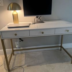 Modern Writer’s Desk