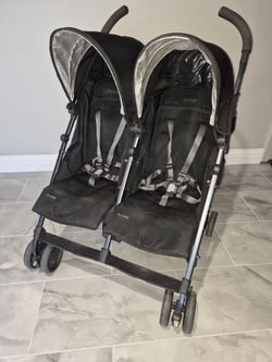 Uppababy G-LINK DOUBLE STROLLER.