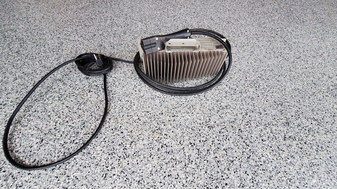 EZGO TXT 48V Powerwise Charger
