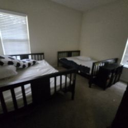 Full Over Full Bunk Bed With Trundle