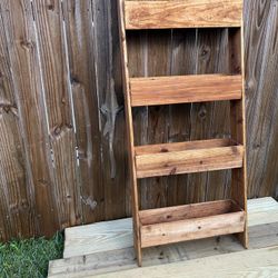 5 Ft. Vertical Cedar Planter