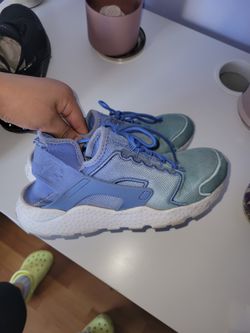 Women NIKE  Hurache 